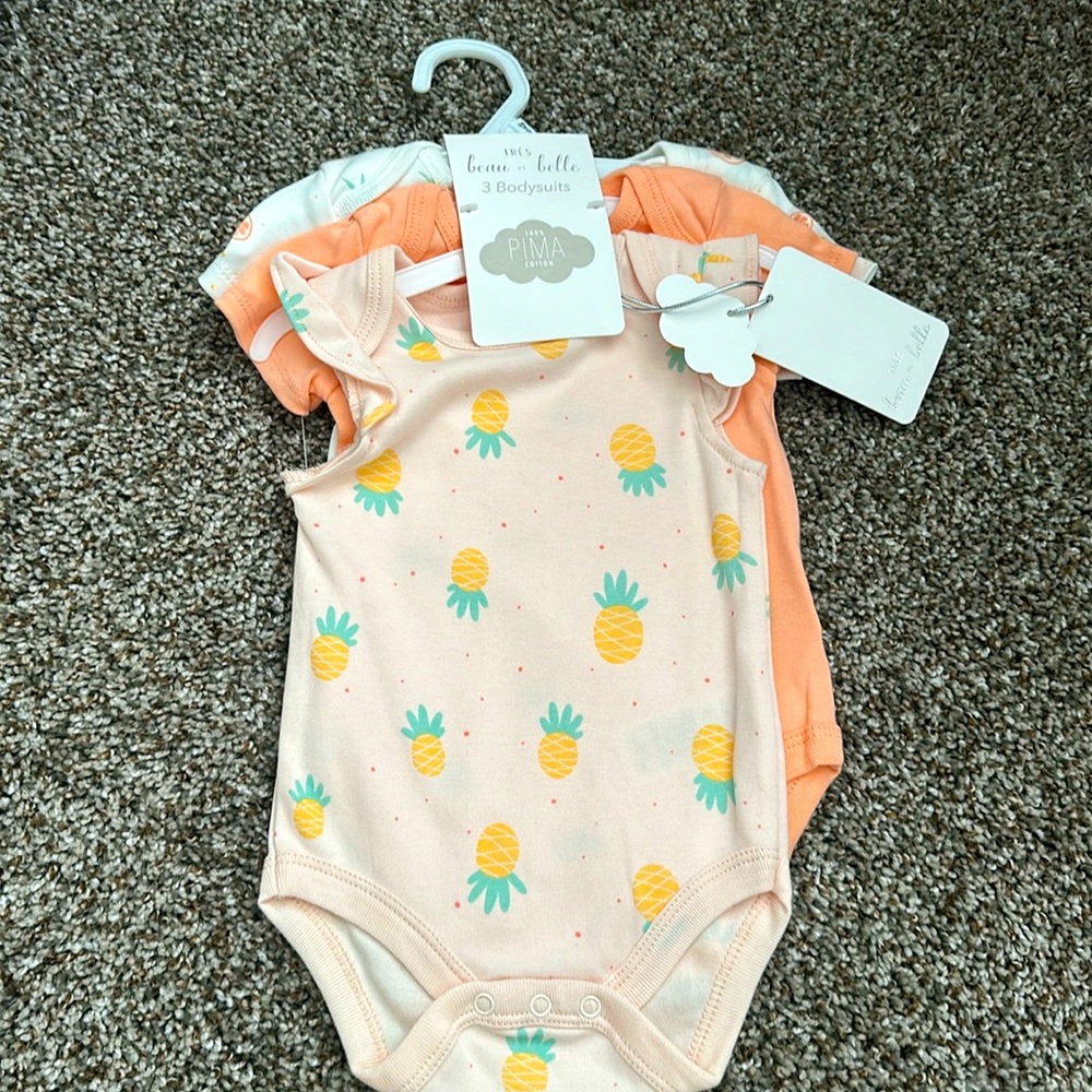 Set of 3 onesie